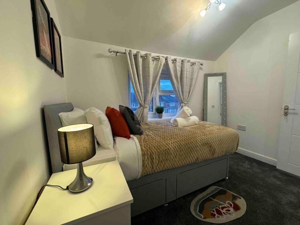 3-bed Sleeps 8 Ideal For Large Groups *